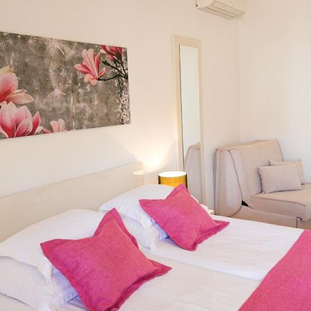B&B Aurora Jelsa  Bagian luar foto